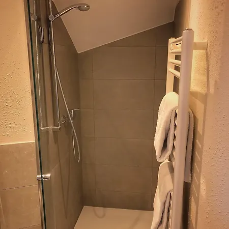 Road Stop Μοτέλ Βούρπεταλ