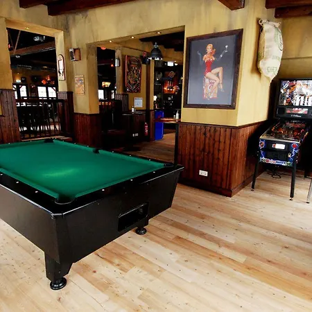 Μοτέλ Road Stop Βούρπεταλ