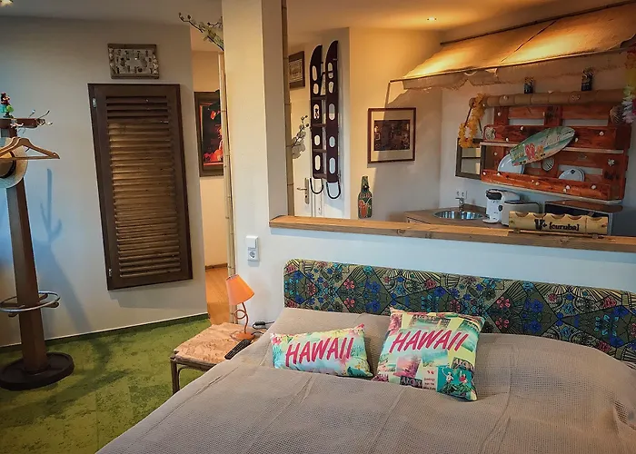 Road Stop 4* וופרטל