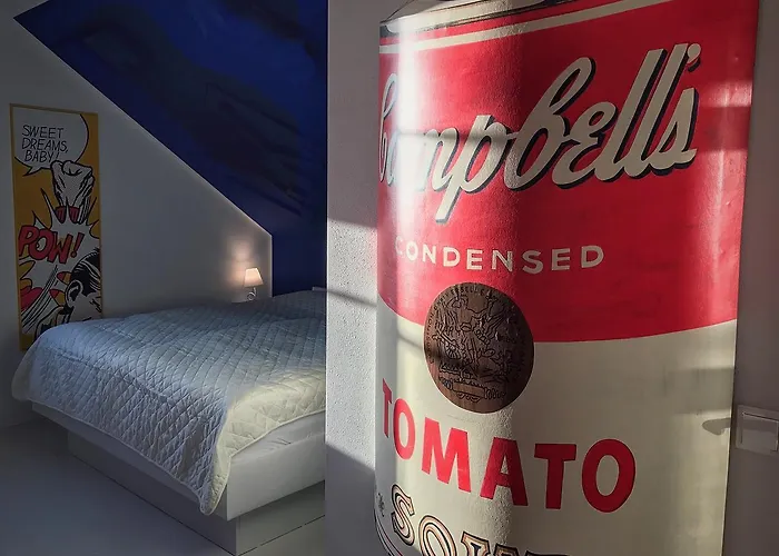 Road Stop 4* וופרטל